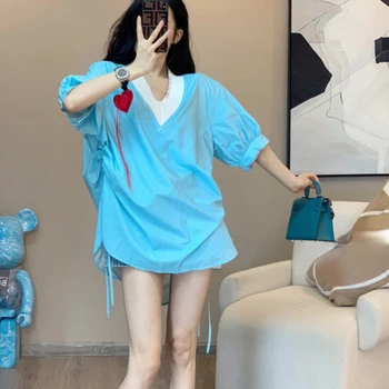 DAYIFUN כחול V-צוואר חולצות נשים טלאים, מדבקות שרוך גדול במיוחד בגודל חולצות קיץ ייחודי חדש רטרו חופשי תכליתי העליון